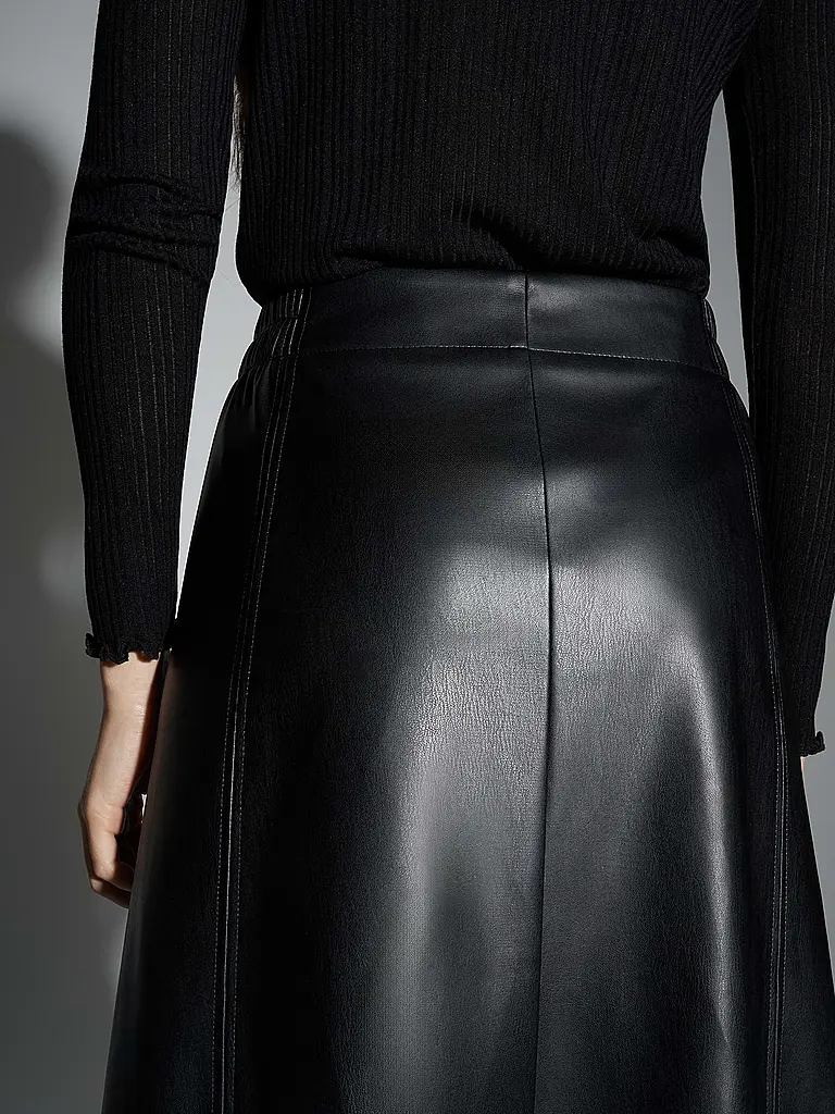 OPUS | Jupe aspect cuir ROGA | Noir