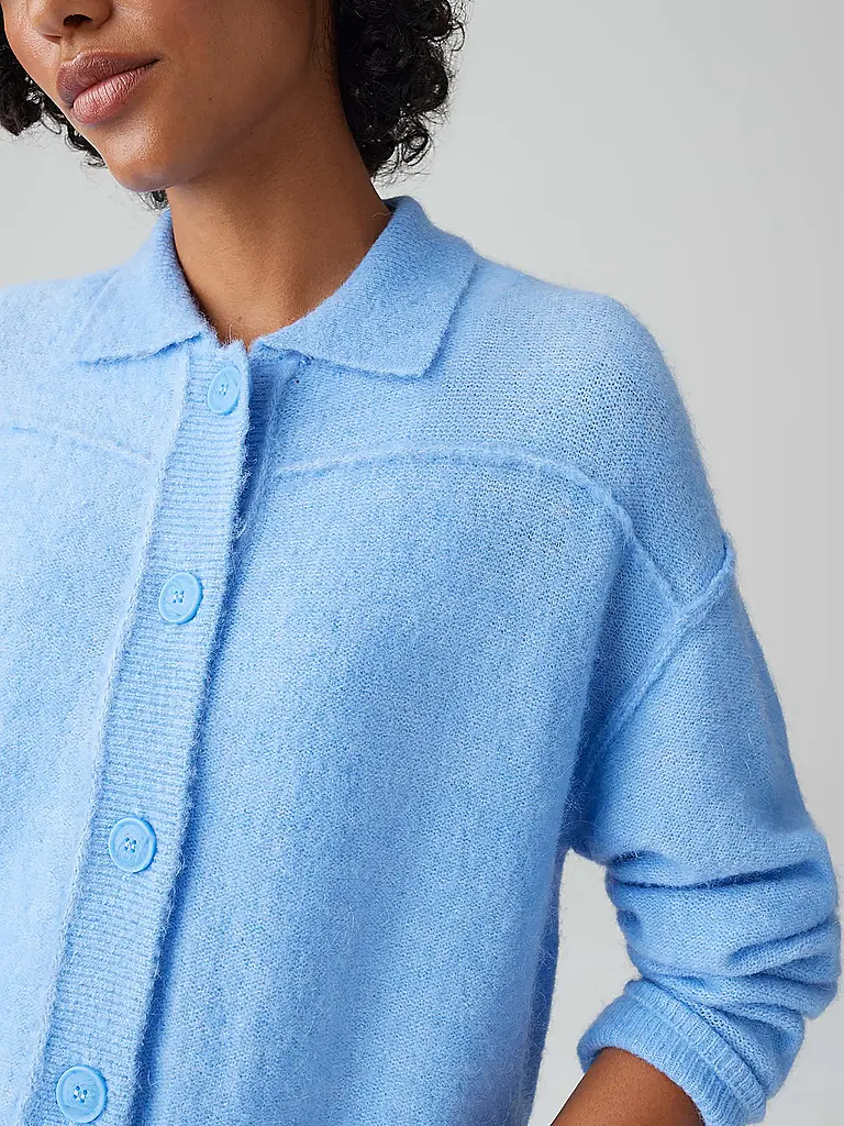 OPUS | Nom du produit: Gilet DANEKE | Bleu clair