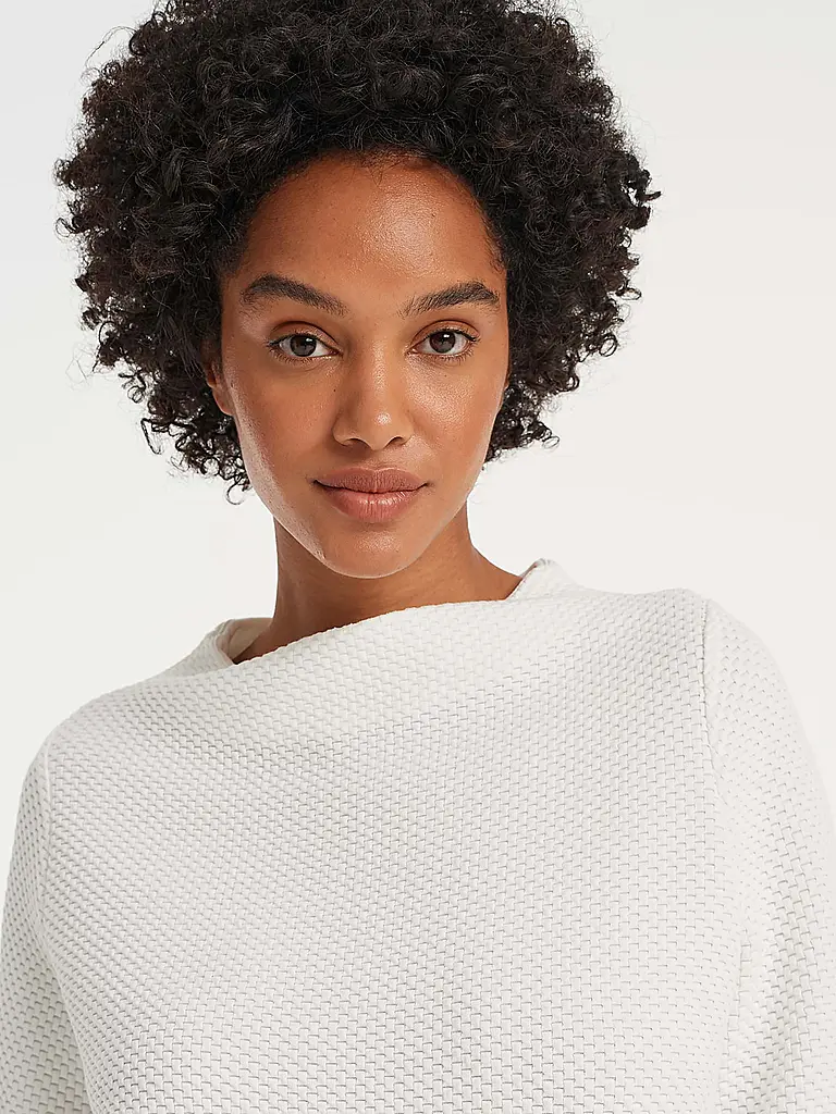 OPUS | Nom du produit: Pull GASDINA
Marque: OPUS
Couleur: blanc
Catégories: Mode,Femme

Longueur des manches: Manches longues
Matière: Polyester / Polyamide,Viscose ,Stretch
Forme du col: Col montant
Motif: Uni
Coupe (vêtements d'extérieur): Ample | Blanc