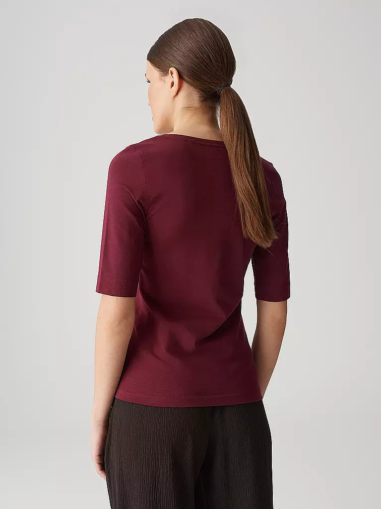 OPUS | Nom du produit: Shirt SERTA
Marque: OPUS
Couleur: dunkelrot
Catégories: Mode,Damen

Longueur des manches: Manches 3/4
Encolure: Encolure ronde
Matériel: Jersey,Baumwolle,Stretch
Motif: Unie
Coupe (vêtements d'extérieur): Slim
Style: Pure | Rouge foncé