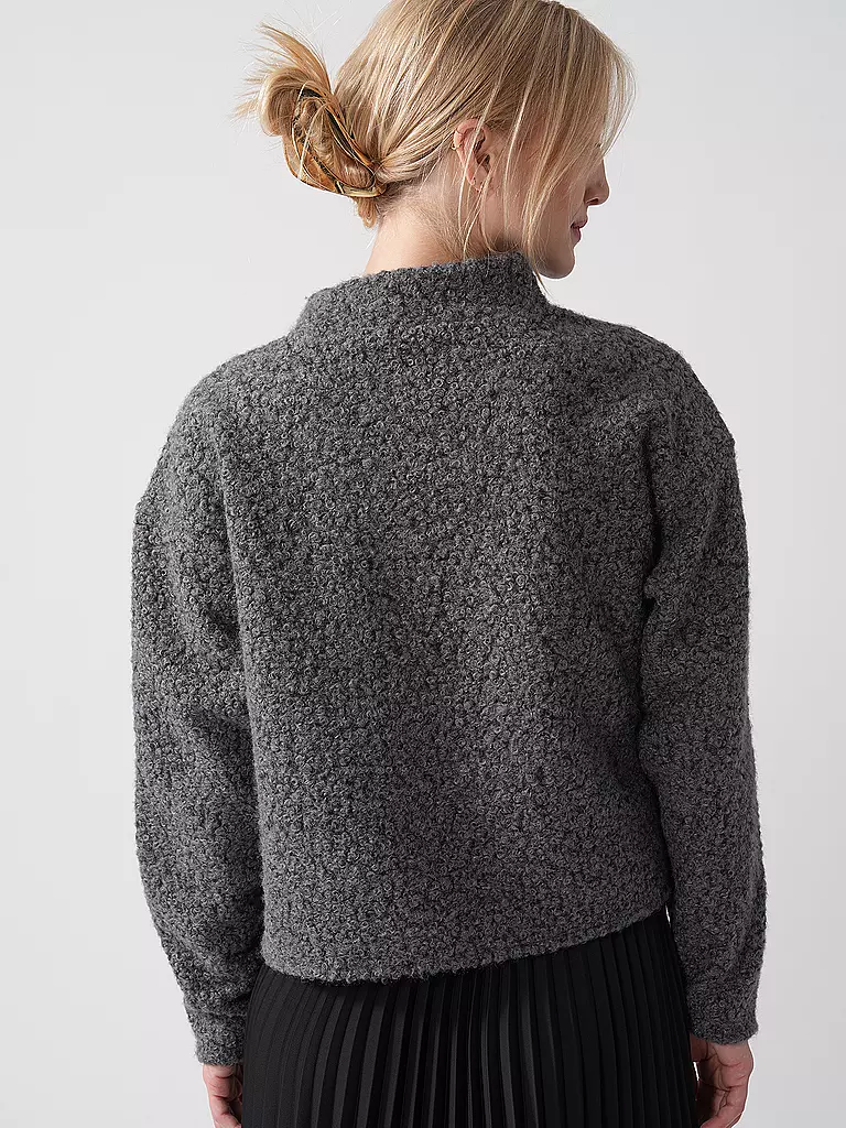OPUS | Pull Boxy Fit GOJAM | 