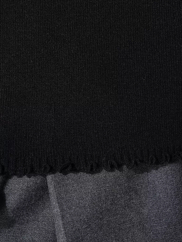 OUÍ | Pull | 