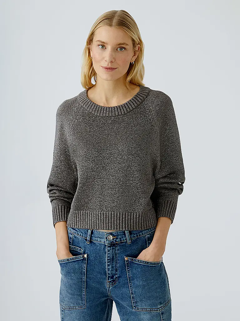 OUÍ | Pull | 