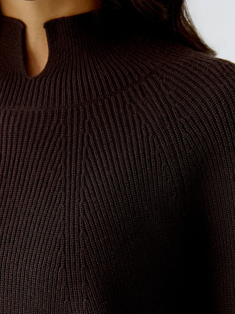 OUÍ | Pull | 