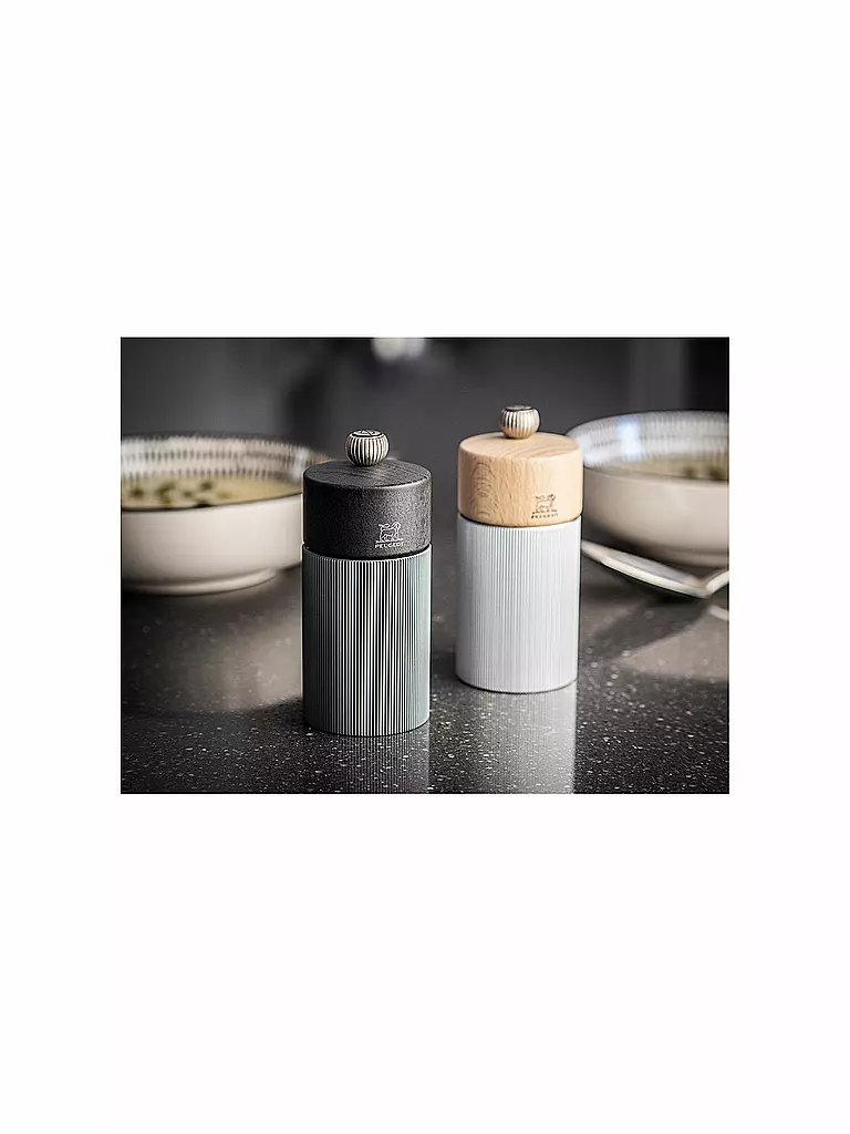 PEUGEOT | Moulin à sel manuel Line 12cm Carbone/Bois |