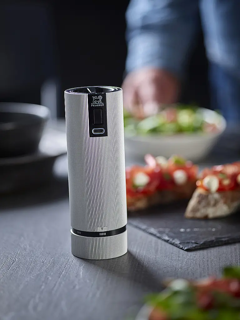 PEUGEOT | Set de moulins à sel et à poivre électriques rechargeables 15cm ELECTRIC-DUO LINE Carbon Alu | grau