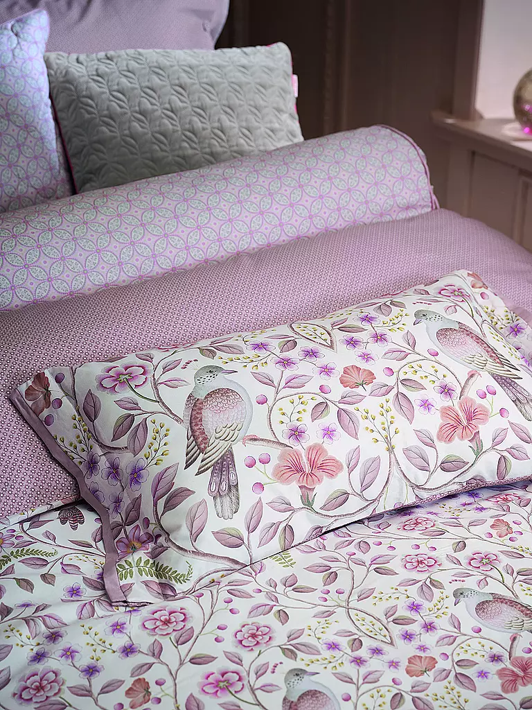 PIP STUDIO | Coussin garni GARDEN OF DOVE 35x60cm Blanc cassé | Crème