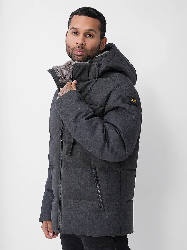 PME LEGEND | Parka YETCRAFT
Marque: PME LEGEND
Couleur: gris
Catégories: Mode,Hommes

Longueur des manches: Manches longues
Matière: Polyester / Polyamide
Forme du col: Capuche,Col montant
Motif: Uni
Coupe (vêtements d'extérieur): Regular
Détails: Logo,Poches lat | 