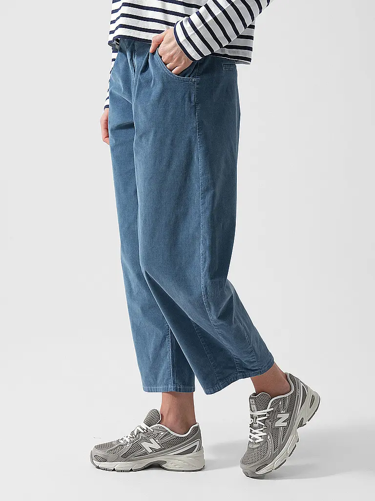 PNTS | Pantalon de tailleur 05_THE O SHAPE | 