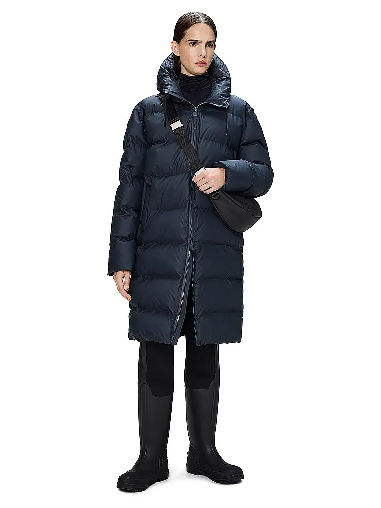 RAINS | Doudoune ALTA LONGER PUFFER JACKET | Bleu foncé