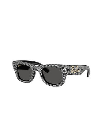 RAY BAN | Lunettes de soleil 0RB4940BP/47

Marque: RAY BAN
Couleur: noir
Catégories: Mode,Femme,Homme

Matériau: Plastique