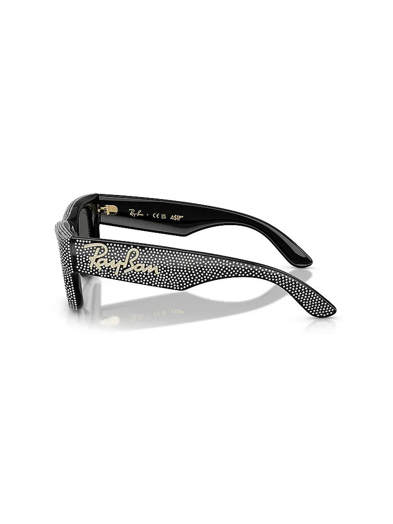 RAY BAN | Lunettes de soleil 0RB4940BP/47

Marque: RAY BAN
Couleur: noir
Catégories: Mode,Femme,Homme

Matériau: Plastique | Noir