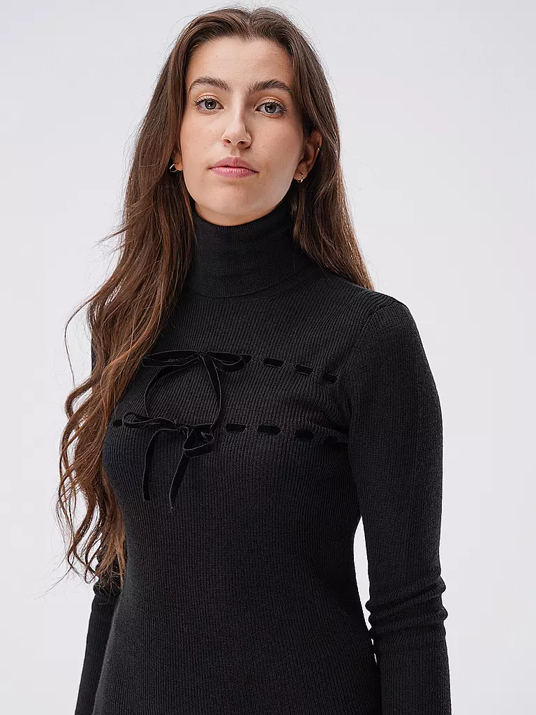RED Valentino | Pull à col roulé | 