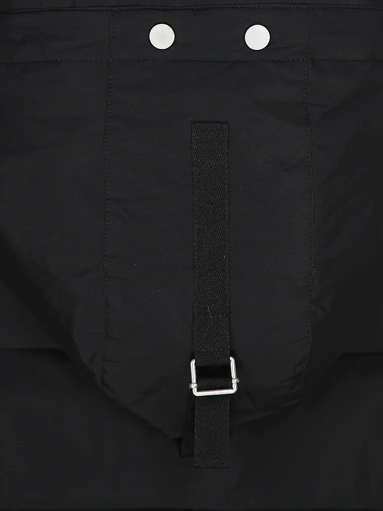 REPLAY | Doudoune

Produktname: Doudoune
Marke: REPLAY
Farbe: schwarz
Kategorien: Mode,Herren

Ärmellänge: Langarm
Material: Polyester / Polyamid
Kragenform: Kapuze,Stehkragen
Musterung: Unifarben
Passform (Oberbekleidung): Regular
Stil: Glamour,Trend
Details: E | 