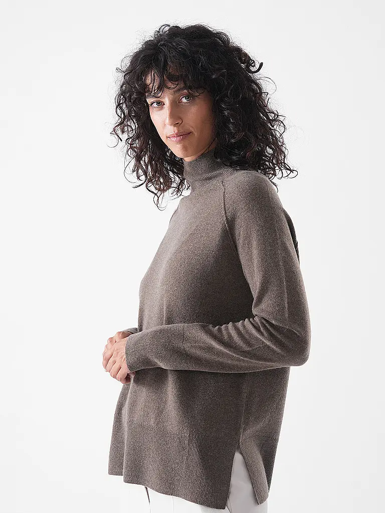 RIANI | Pull | 