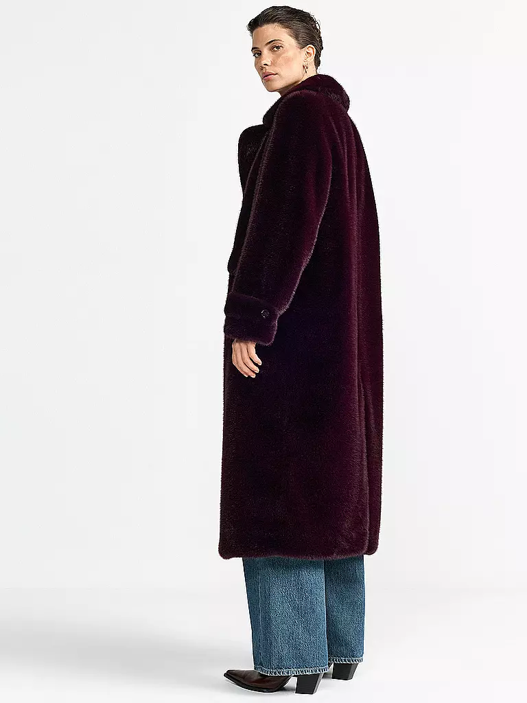 RICH & ROYAL | Manteau en fausse fourrure | dunkelrot