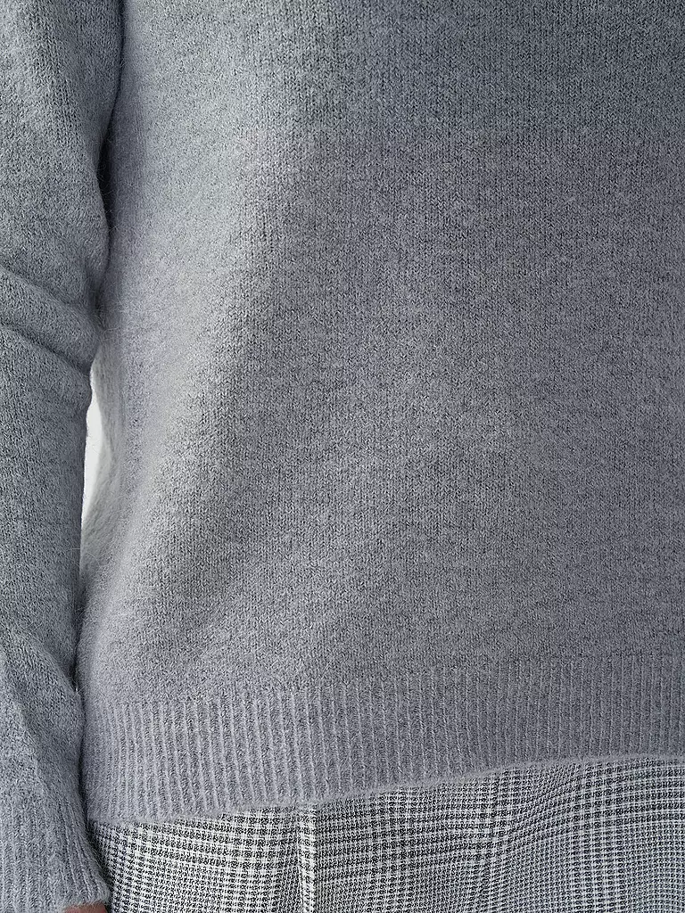 RICH & ROYAL | Pull | 