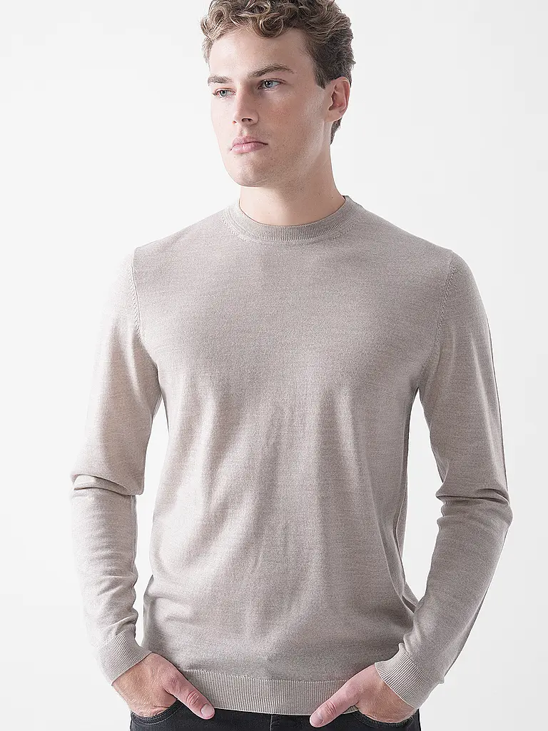 ROY ROBSON | Pull | 