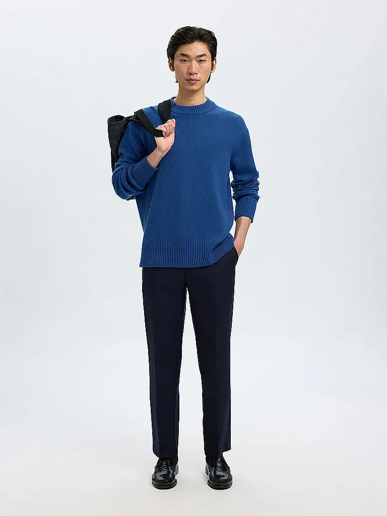 SELECTED | Pull SLHCALLE | Bleu
