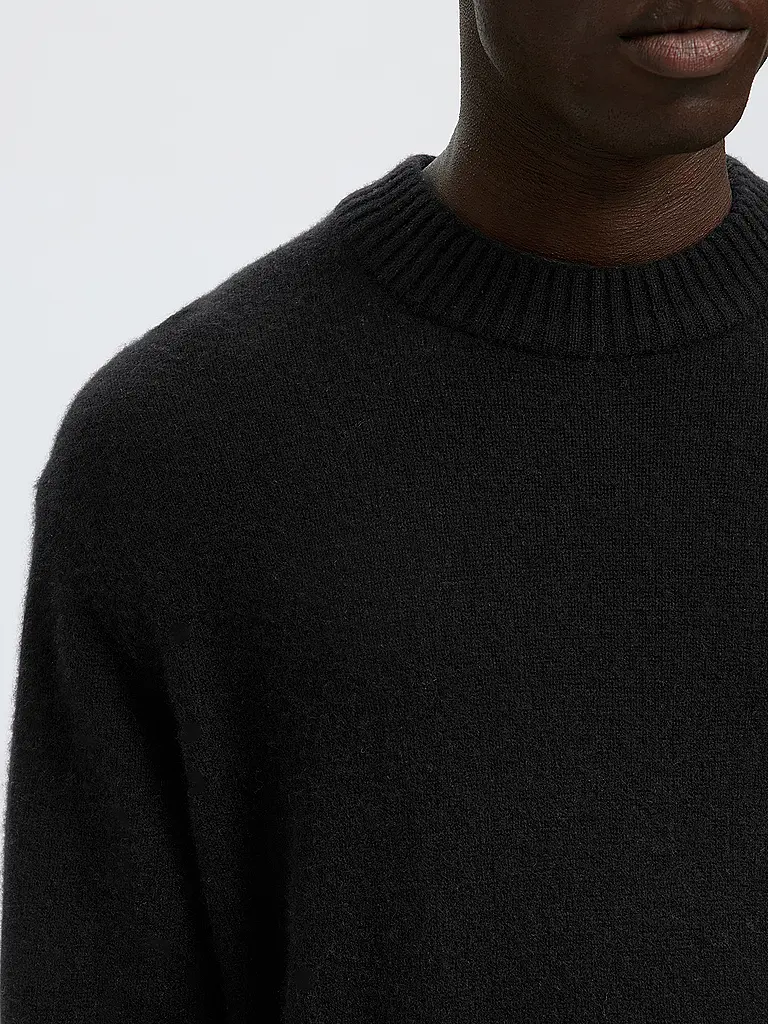 SELECTED | Pull SLHCALLE | Noir