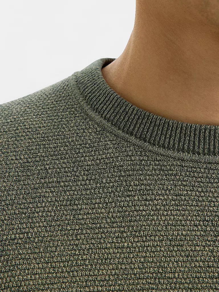 SELECTED | Pull SLHROSS | 