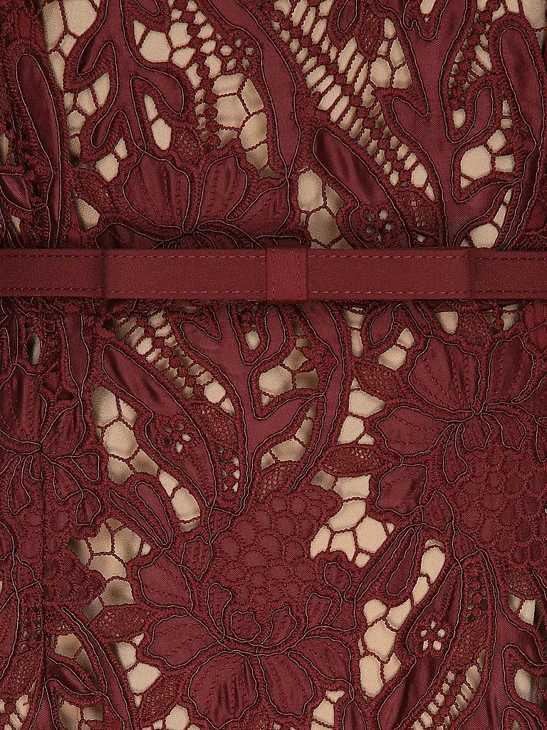 SELF-PORTRAIT | Nom du produit : Robe de soirée | Rouge foncé