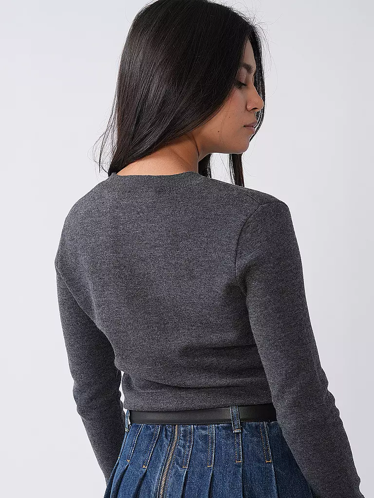 SELF-PORTRAIT | Pull | 