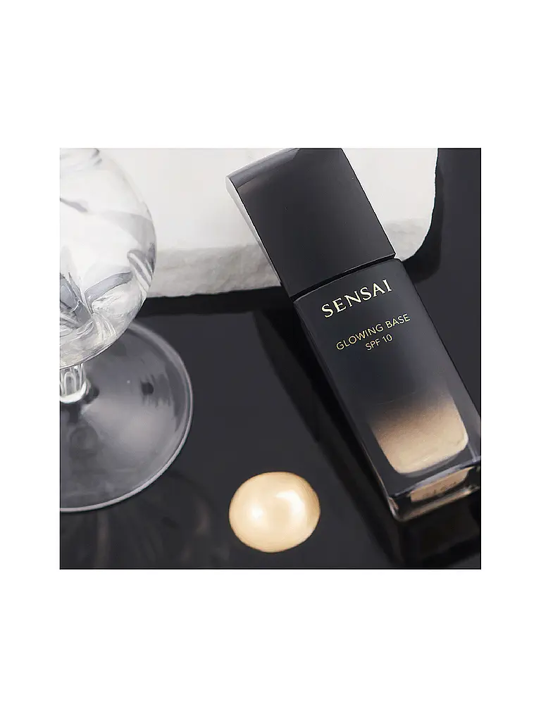 SENSAI | Glowing Base SPF10 30ml | Aucune couleur