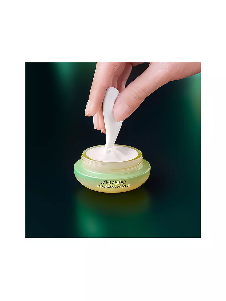 SHISEIDO | FUTURE SOLUTION LX Legendary Enmei Ultimate Brillance Crème Yeux | 