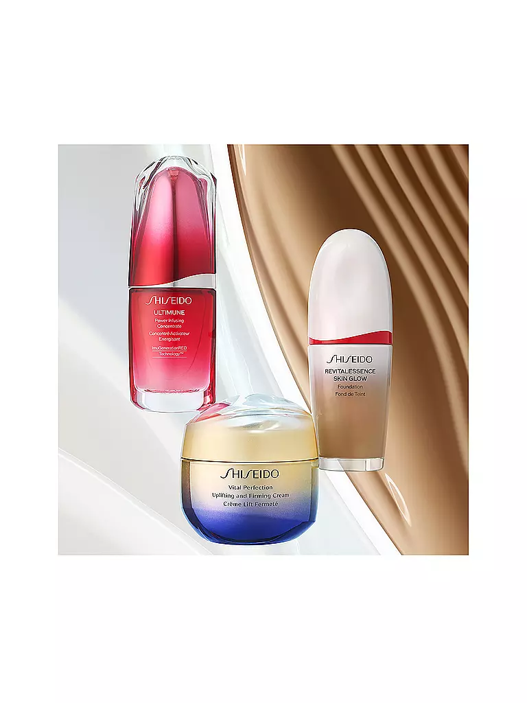 SHISEIDO | REVITALESSENCE Skin Glow Foundation SPF30 PA+++ (120 Ivory) | 