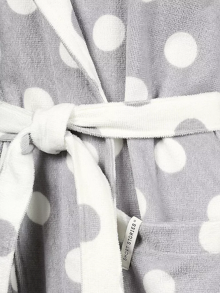 SHORT STORIES | Peignoir | 