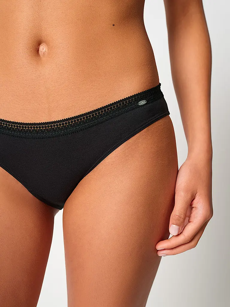 SKINY | Rio Slip NATURAL BEAUTY noir | 