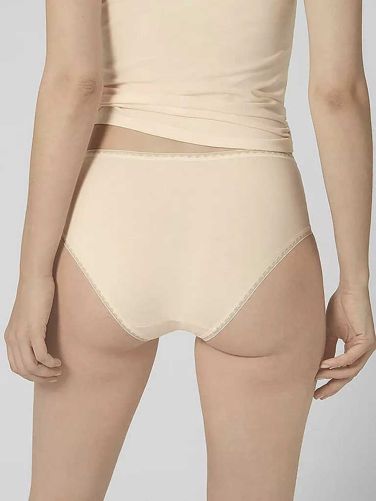 SLOGGI | Slip
Marque : SLOGGI
Couleur : crème
Catégories : Mode,Femme
Tags : Multipack

Matière : Coton,Stretch,Jersey | 