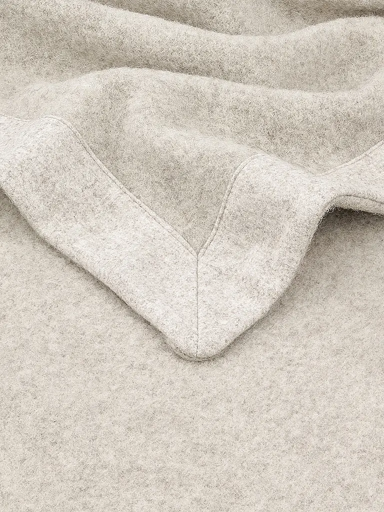 STEINER 1888 | Couverture en laine 140x200cm LODORIA | beige