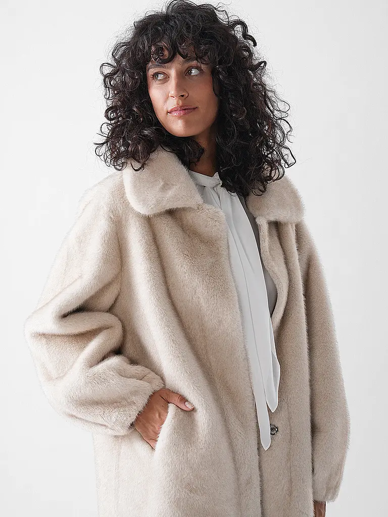 STUDIO AR | Manteau en fausse fourrure ISABEL | 