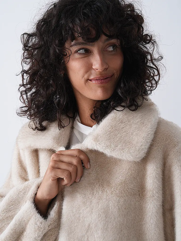 STUDIO AR | Manteau en fausse fourrure ISABEL | 