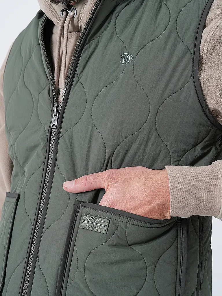 SUPERDRY | Gilet matelassé | grün