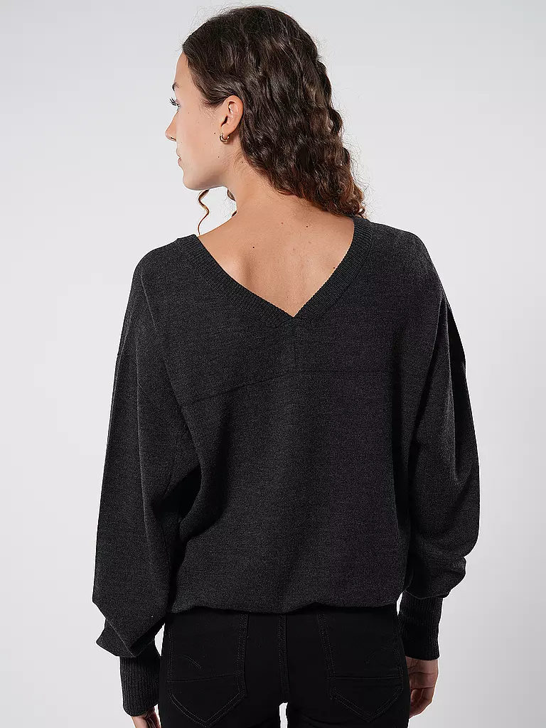 TELA | Pull | 
