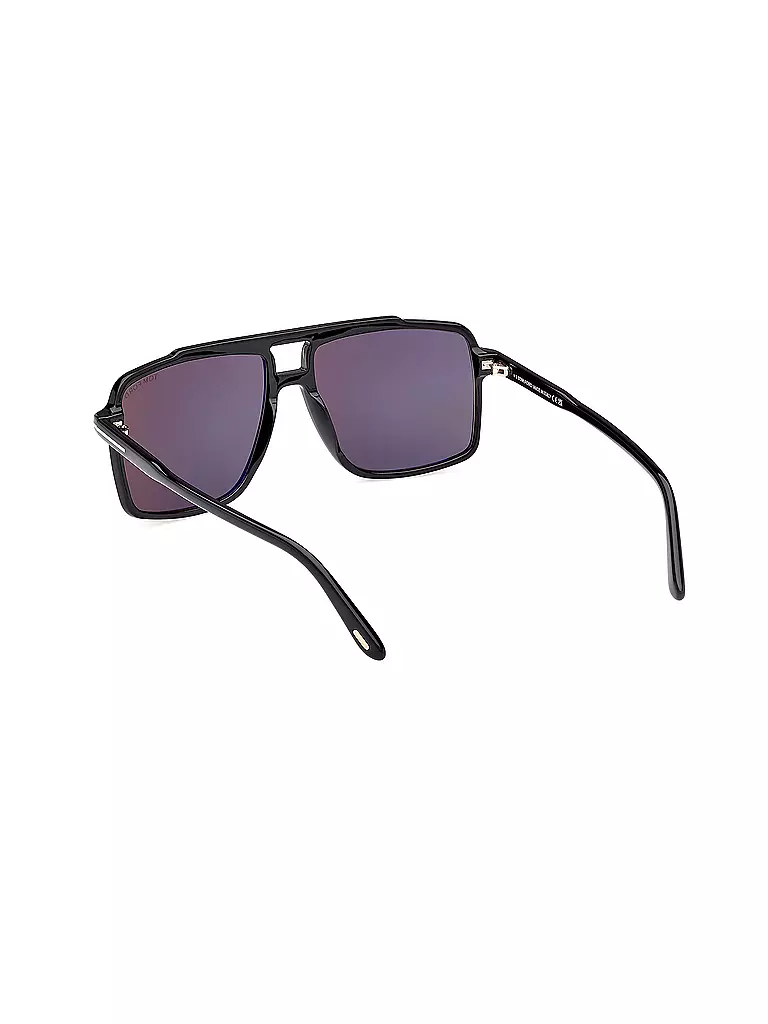 TOM FORD | Lunettes de soleil FT1177/59
Marque : TOM FORD
Couleur : noir
Catégories : Mode, Homme

Matière : Plastique | Noir