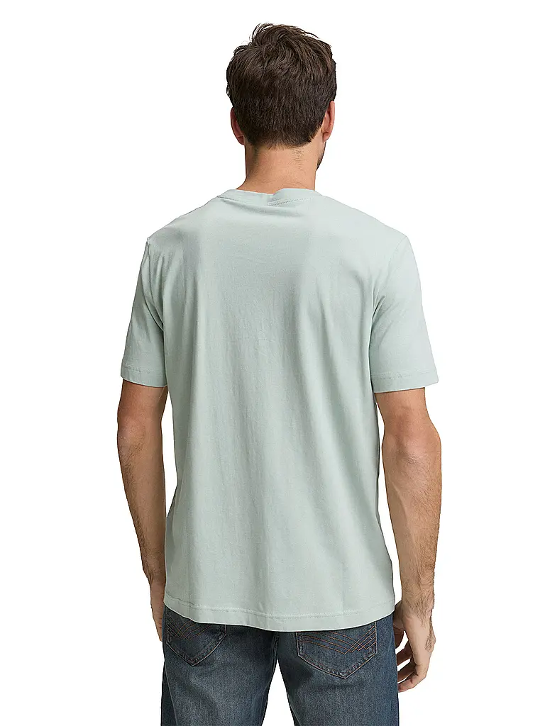 TOM TAILOR | Nom du produit: T-shirt
Marque: TOM TAILOR
Couleur: vert
Catégories: Mode, Homme

Longueur des manches: Manches courtes
Encolure: Col rond
Matière: Jersey, Coton
Motif: Logo
Coupe (vêtements): Regular | Vert