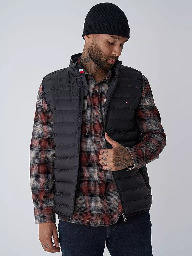 TOMMY HILFIGER | Gilet matelassé | schwarz