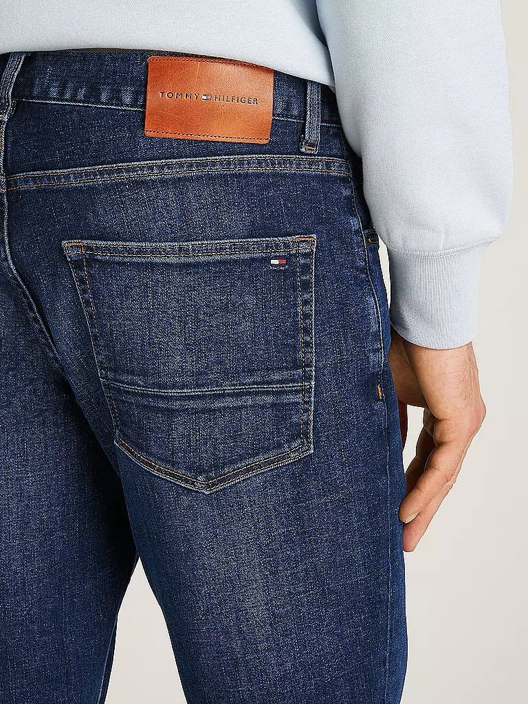 TOMMY HILFIGER | Jeans coupe droite CORE DENTON | 
