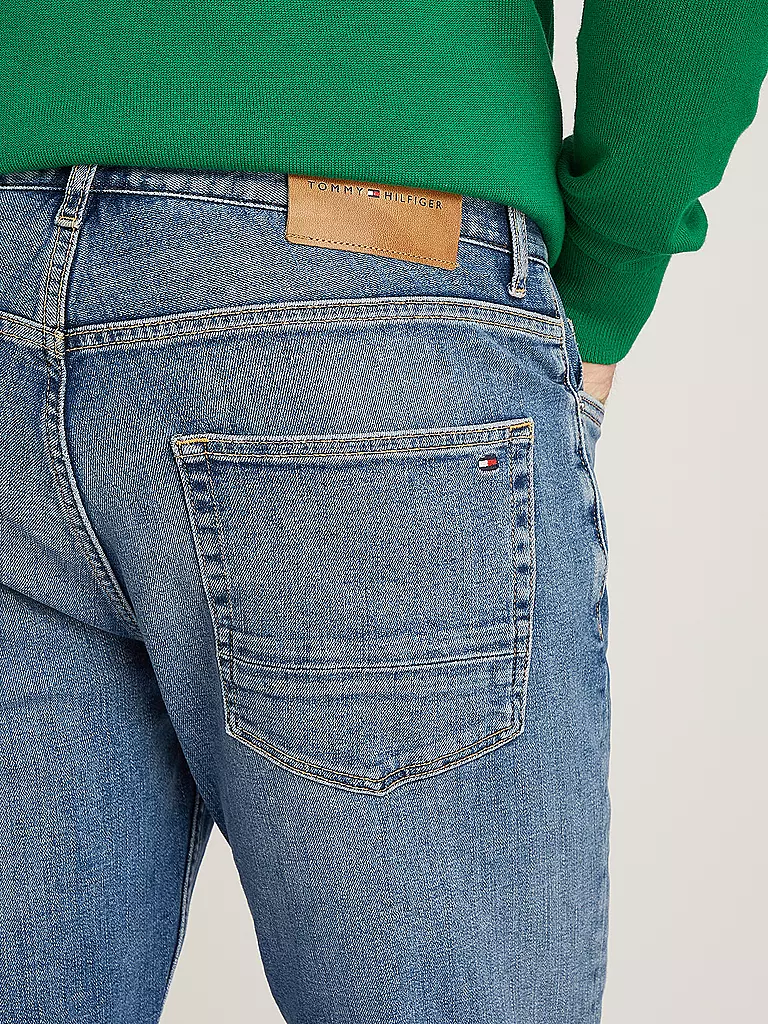 TOMMY HILFIGER | Jeans coupe droite CORE DENTON | 