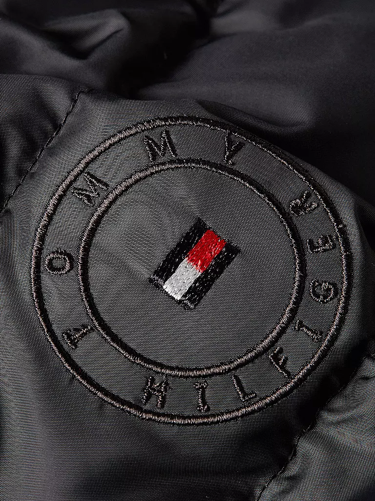 TOMMY HILFIGER | Manteau matelassé en duvet | Noir