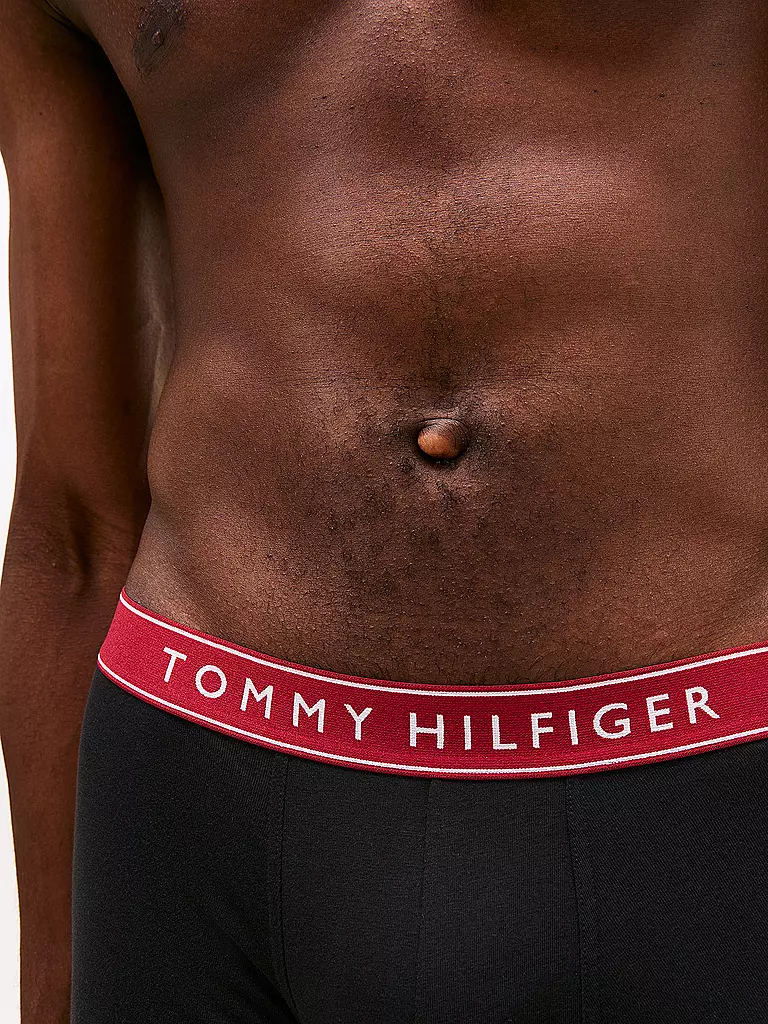 TOMMY HILFIGER | Pants 3er Pkg pink

Marque: TOMMY HILFIGER
Couleur: schwarz
Catégories: Mode,Herren
Tags: Multi Pack

Matériel: Baumwolle,Stretch
Motif: Logo
Style: Casual
Hauteur de la taille: Mid Waist | Noir