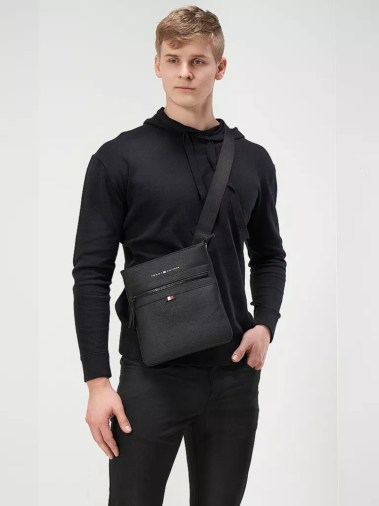 TOMMY HILFIGER | Sac - Crossbody Essential | Noir