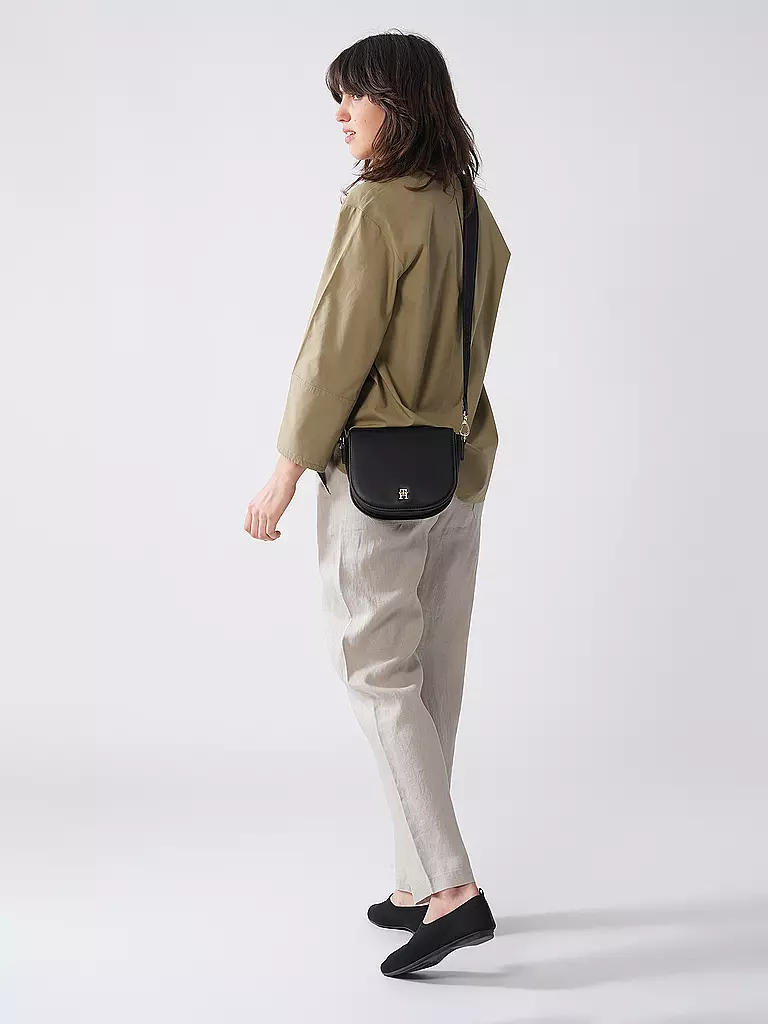 TOMMY HILFIGER | Sac - Mini sac TH LOGOTAPE | schwarz