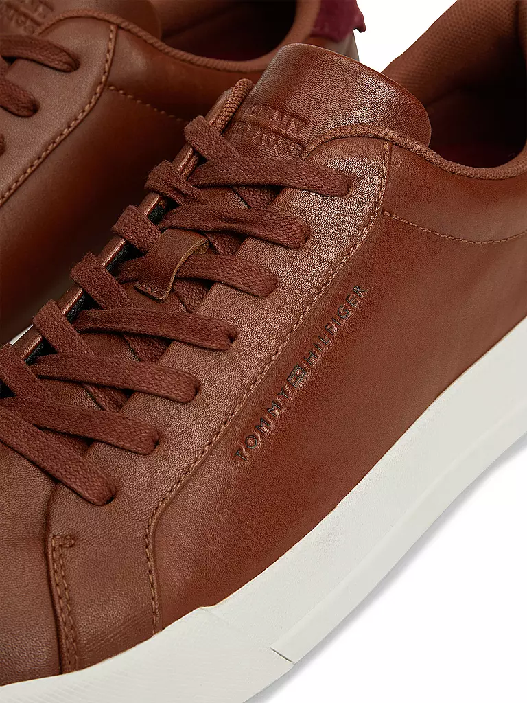 TOMMY HILFIGER | Sneaker TH COURT  | Marron