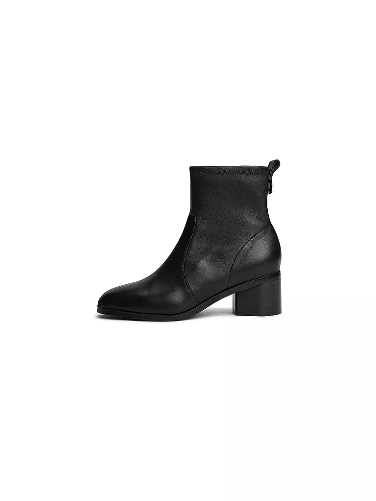 TOMMY HILFIGER | Stiefelette TH STRETCH
Produktname: Stiefelette TH STRETCH
Marke: TOMMY HILFIGER
Farbe: schwarz
Kategorien: Mode,Damen
Material: Leder
Musterung: Unifarben
Stil: Casual
Absatzhöhe: Mittlerer Absatz |