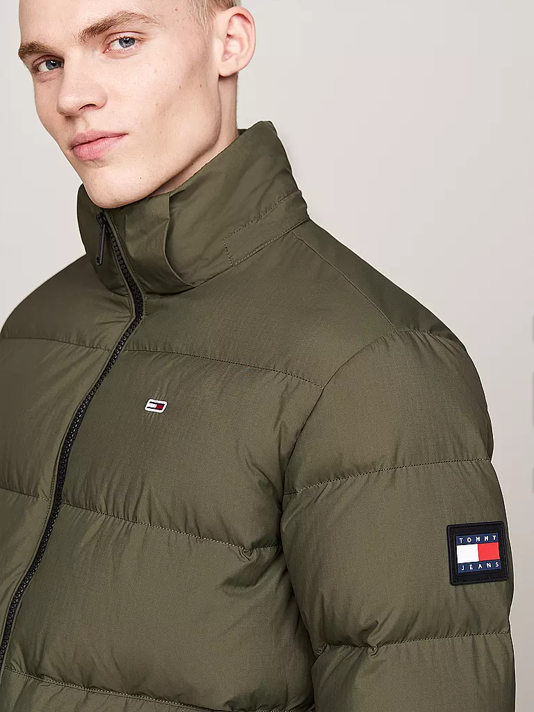 TOMMY JEANS | Daunenjacke ESSENTIAL | olive